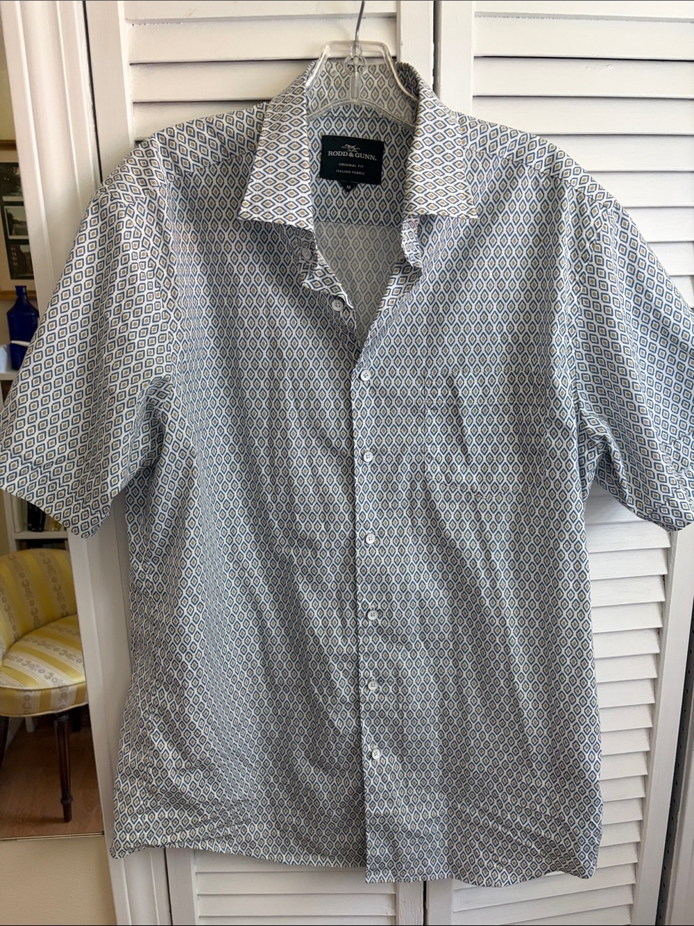 Rodd & Gunn White and Blue Short Sleeve Geo Button-Down Shirt